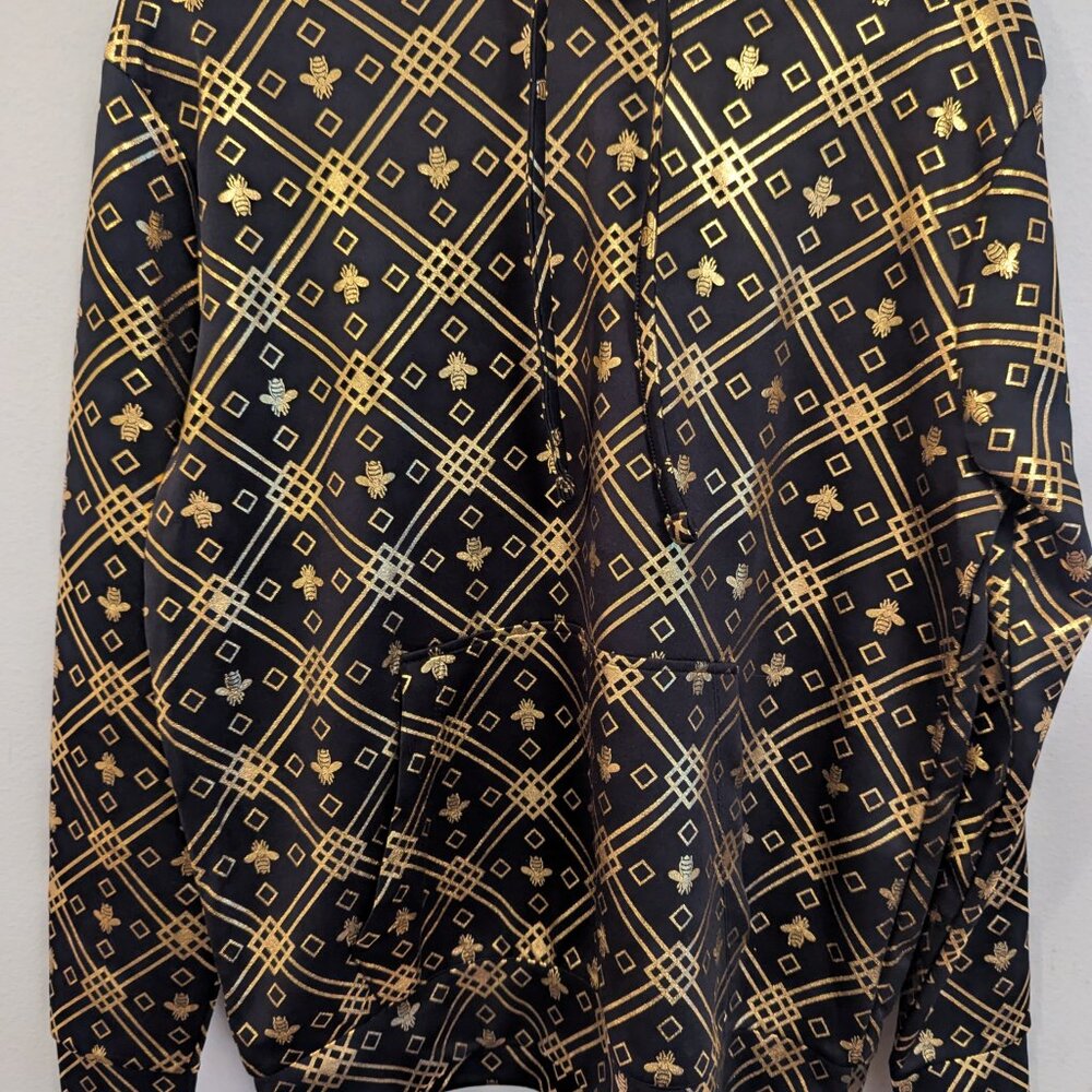 Fancy lightweight hoodie black and gold